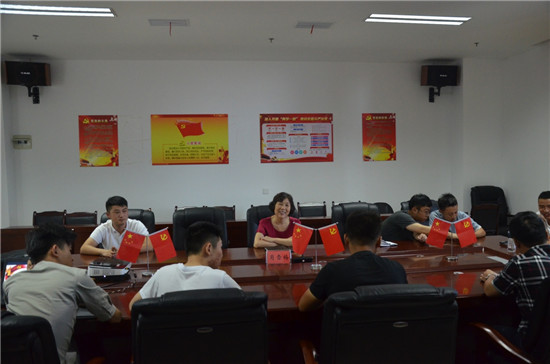 “傳承紅色基因、弘揚(yáng)八一精神”--城投集團(tuán)召開退伍軍人座談會(huì)