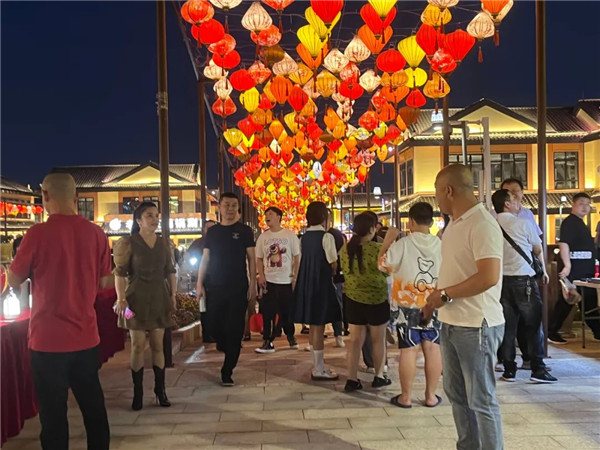 興商貿(mào) 促消費 惠民生！景德鎮(zhèn)這里的夜市很火爆！