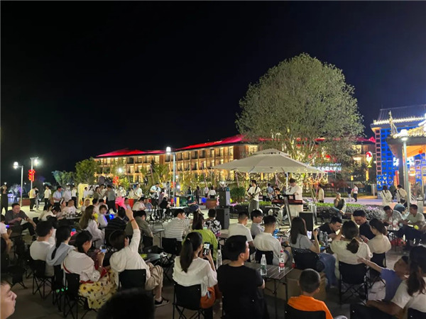 興商貿(mào) 促消費 惠民生！景德鎮(zhèn)這里的夜市很火爆！